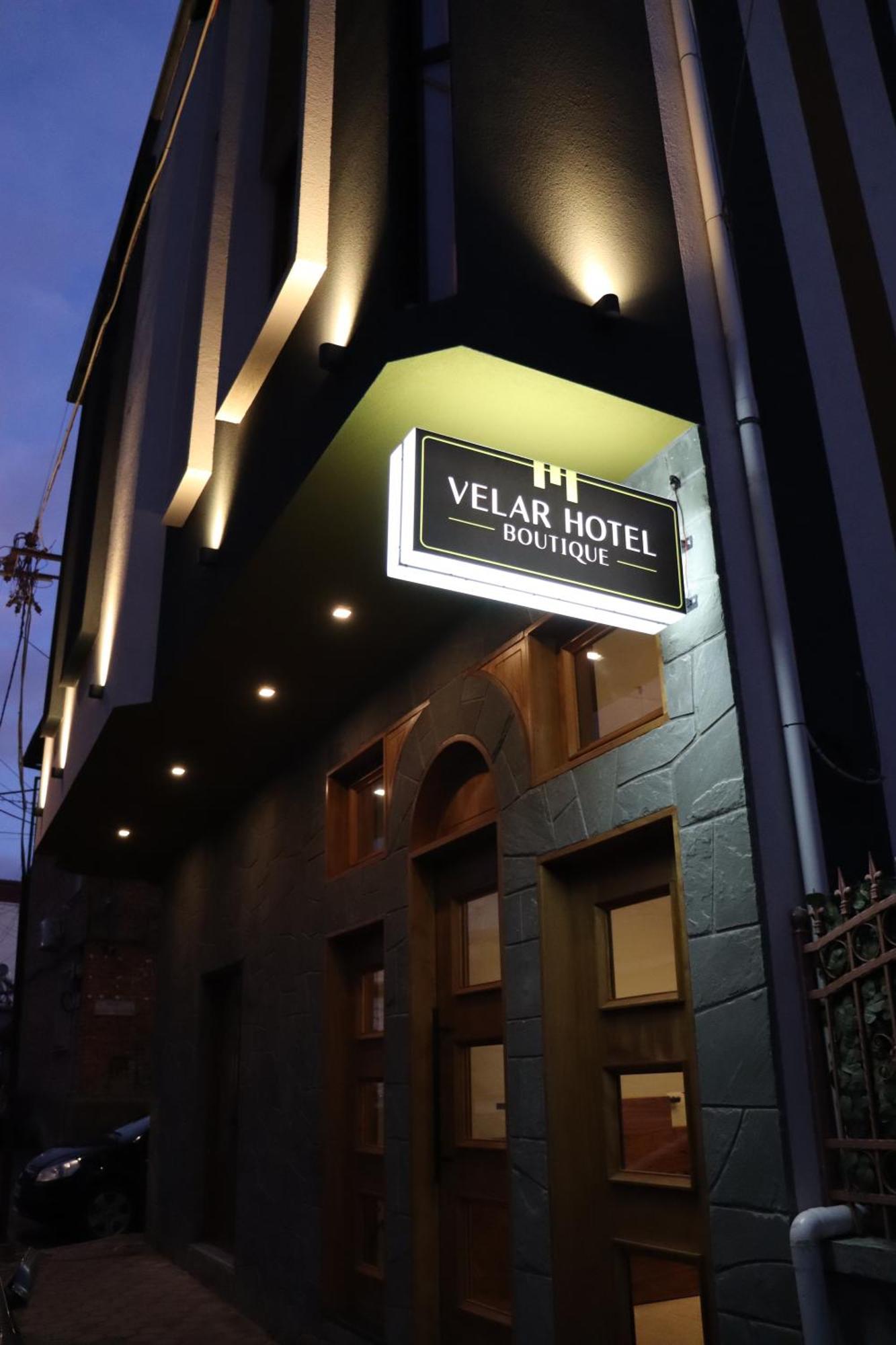 Velar Hotel Boutique Korce Exterior photo