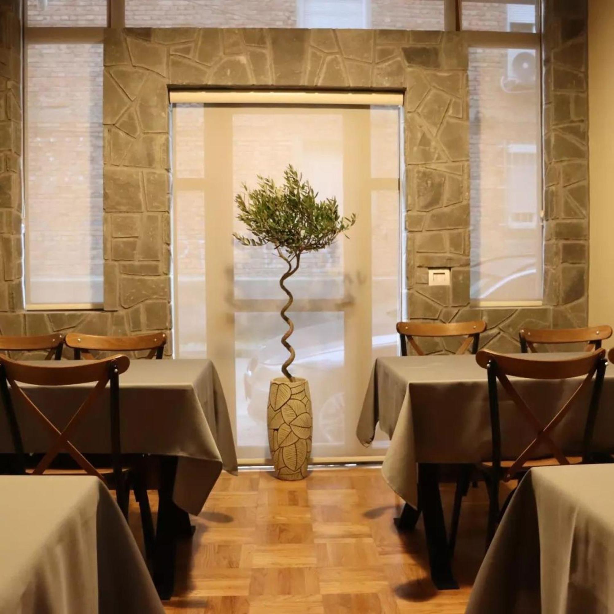 Velar Hotel Boutique Korce Exterior photo